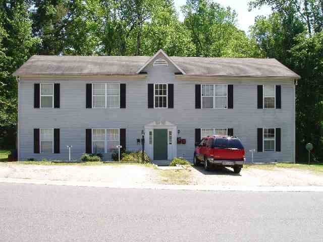 111 Sunset Dr in Clover, SC - Building Photo