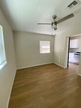 2394 Orange Center Blvd in Orlando, FL - Building Photo - Building Photo