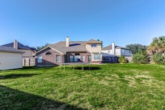 174 Shiloh Dr in Richmond, TX - Building Photo - Building Photo