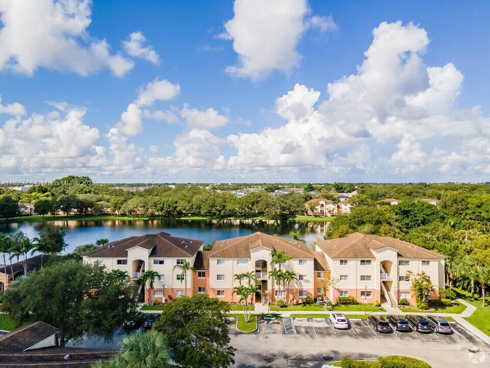 3650 N 56th Ave in Hollywood, FL - Foto de edificio