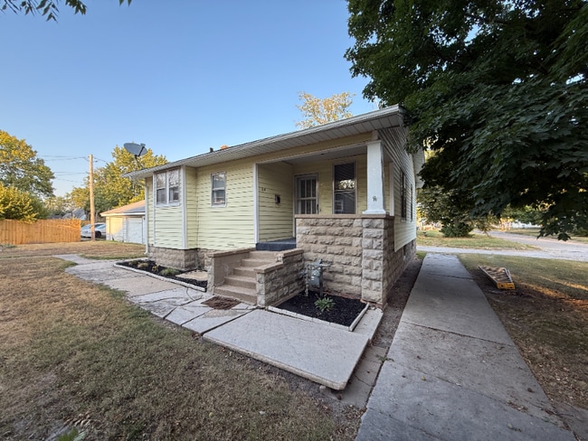 property at 214 W 3rd St