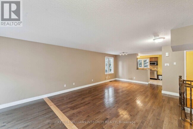 562 Reardon Private in Ottawa, ON - Building Photo - Building Photo