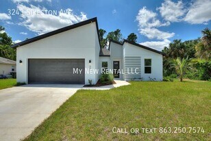 3243 Sikeston Ave in North Port, FL - Building Photo