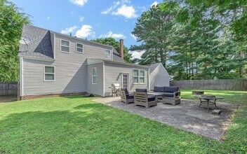 975 Green St in Norfolk, VA - Building Photo - Building Photo