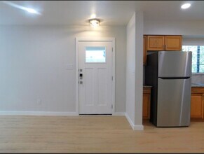 314 Jagoe St, Unit 101 in Denton, TX - Foto de edificio - Building Photo