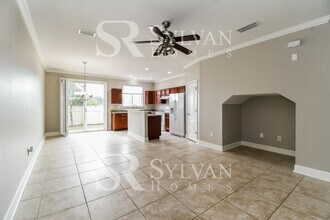 8832 Shell Island Dr in Jacksonville, FL - Building Photo - Building Photo