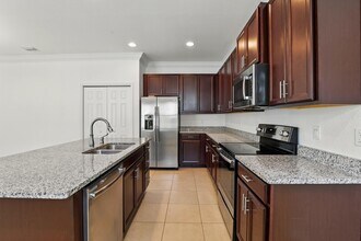 228 SE Via Visconti in Port St. Lucie, FL - Building Photo - Building Photo