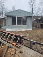 220 Lakeshore Dr in Mammoth Cave, KY - Building Photo - Building Photo