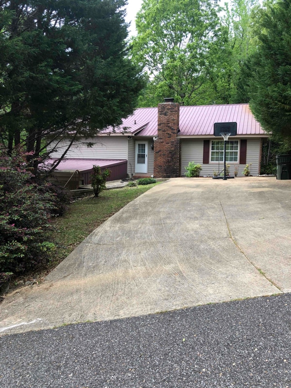 property at 4241 Springhill Dr