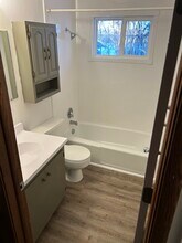 5109 Washington St NE, Unit 5109 in Minneapolis, MN - Building Photo - Building Photo