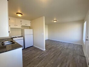 957 W 500 S in Salt Lake City, UT - Building Photo - Building Photo