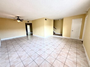 2625 NW 60th Way in Sunrise, FL - Building Photo - Building Photo