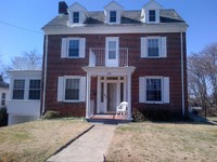 135 Howeland Cir in Danville, VA - Foto de edificio - Building Photo