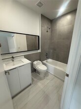 1091 E 17th St in Hialeah, FL - Building Photo - Building Photo