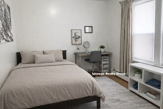 117 Thorndike St, Unit 1## in Brookline, MA - Building Photo - Building Photo