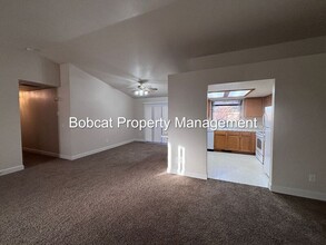 988 Blue Ridge Dr in Carson City, NV - Building Photo - Building Photo