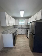1106 W 7th St in Columbia, TN - Building Photo - Building Photo