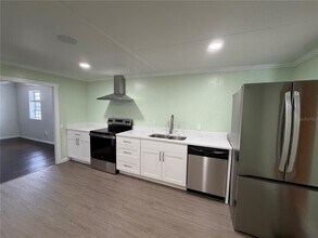 1725 Fairview Shores Dr in Orlando, FL - Building Photo - Building Photo