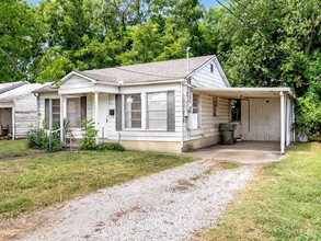 826 S Lyon St in Sherman, TX - Building Photo - Building Photo