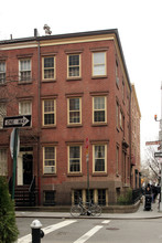 117 Bedford St in New York, NY - Building Photo - Building Photo