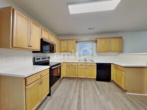 185 Silver Creek Trail in Kernersville, NC - Building Photo - Building Photo