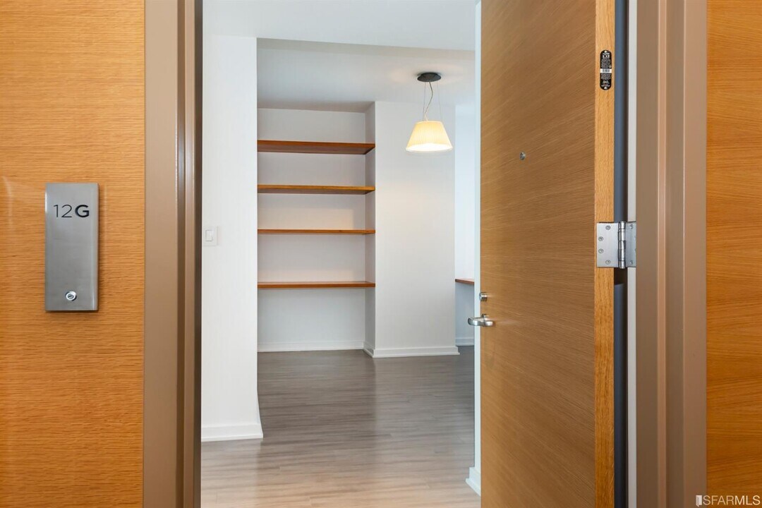 1 Hawthorne St in San Francisco, CA - Building Photo