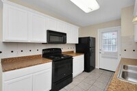 11899 Algonquin Dr photo'