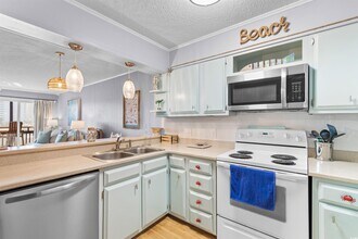 9501 Shore Dr in Myrtle Beach, SC - Building Photo - Building Photo