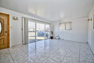 7014 Kilbourn Ave in Lincolnwood, IL - Building Photo - Building Photo