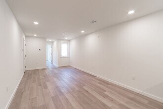 3102 N Broad St in Philadelphia, PA - Building Photo - Building Photo