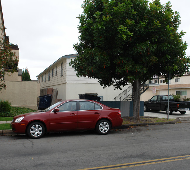 7922 Stark St in Huntington Beach, CA - Building Photo - Building Photo