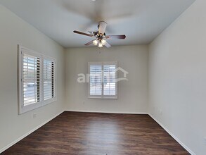 154 W Camino Espiga in Sahuarita, AZ - Building Photo - Building Photo