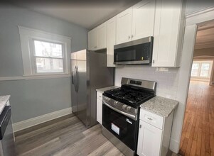 3235 Oak Rd in Cleveland Heights, OH - Building Photo - Building Photo