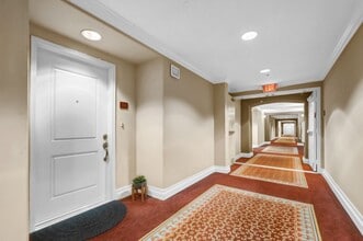 580 W Main St in Alhambra, CA - Building Photo - Building Photo