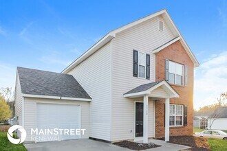 5728 Fairchase Ave in Charlotte, NC - Building Photo - Building Photo