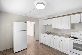 901 Colyer St in Orlando, FL - Building Photo - Building Photo