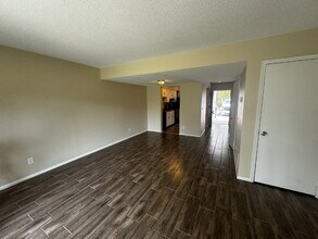 901 Olmstead Dr-Unit -12 in Hinesville, GA - Building Photo - Building Photo