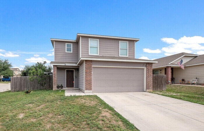 10943 Livewater Trail in San Antonio, TX - Building Photo