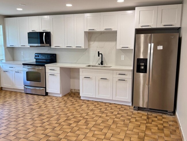 property at 4088 SW 51st St