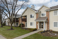 Village at Willow Creek in Dayton, OH - Foto de edificio - Building Photo