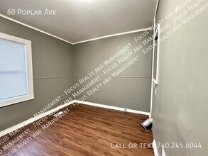 60 Poplar Ave in Newark, OH - Building Photo - Building Photo