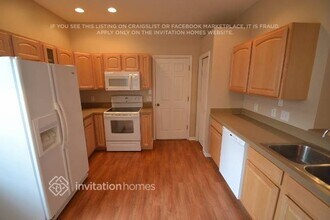 7154 Kendall Heath Way in Land O Lakes, FL - Foto de edificio - Building Photo