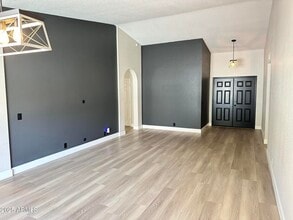 7126 W Columbine Dr in Peoria, AZ - Building Photo - Building Photo