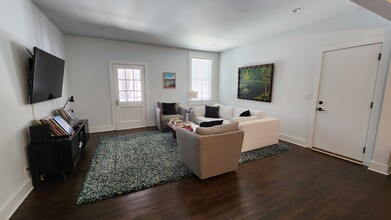 68 Peachtree Memorial Dr NW, Unit #3 in Atlanta, GA - Building Photo - Building Photo