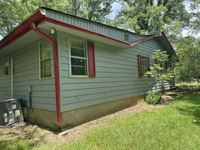 107 Chesterville Rd in Tupelo, MS - Building Photo - Building Photo