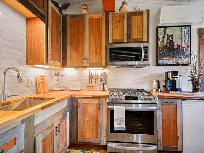 9987 S Overlook Rd in Sedalia, CO - Building Photo - Building Photo