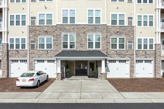 Carls Ct Ellicott Retreat Condominiums in Ellicott City, MD - Building Photo - Building Photo