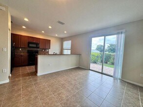 298 Lake Monterey Cir in Boynton Beach, FL - Building Photo - Building Photo