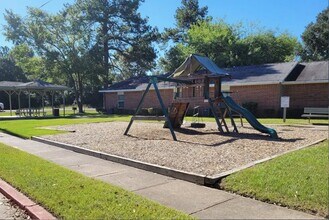 2050 S Byrd Ave in Shepherd, TX - Building Photo - Building Photo