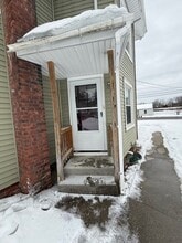 421 NY-146, Unit 1W in Altamont, NY - Foto de edificio - Building Photo